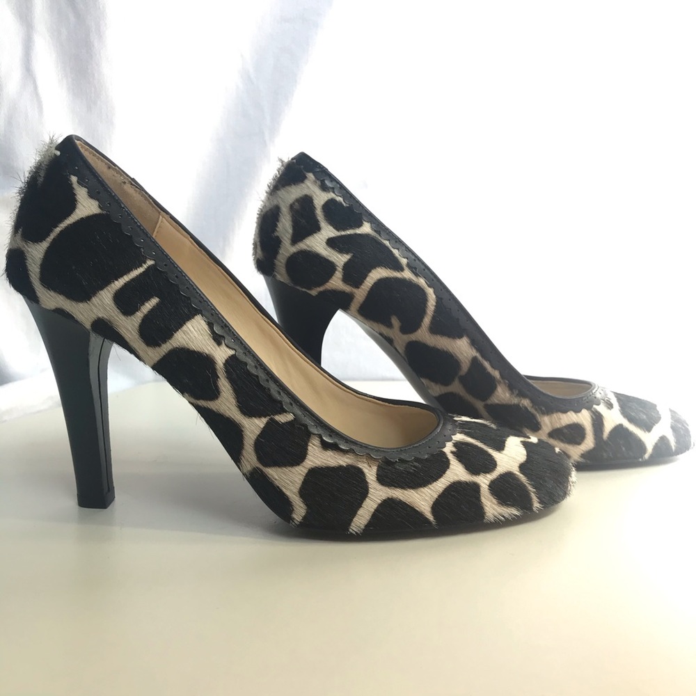 Women’s Heels - Picture 4 of 9